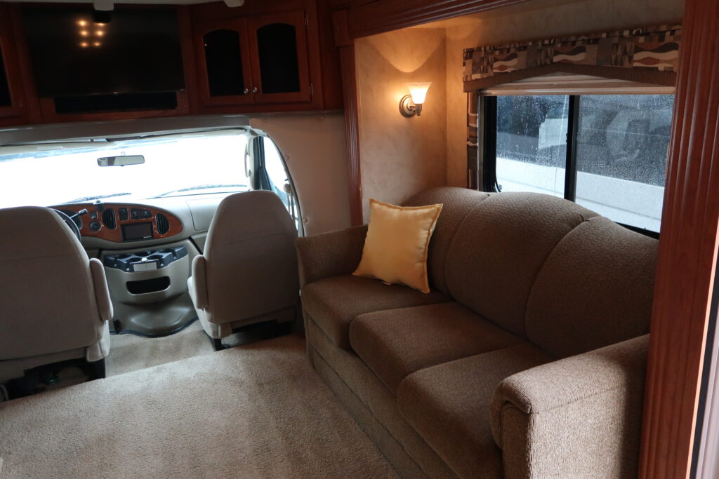 2008 Holiday Rambler Augusta 252DS--On Sale for $34,900!