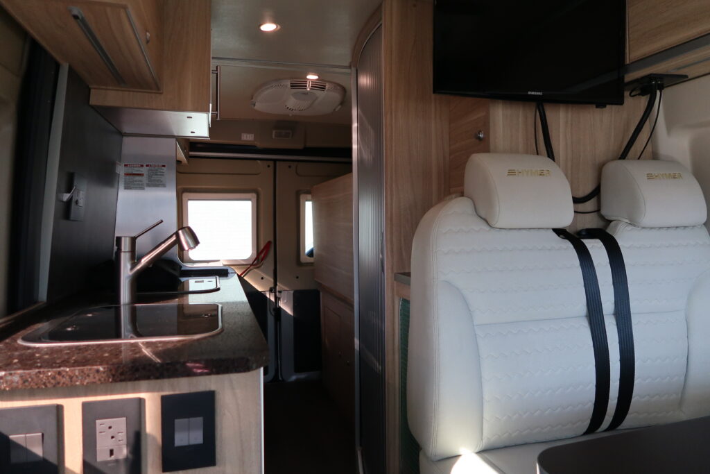 2018 HYMER AKTIV ECO-TREK 400