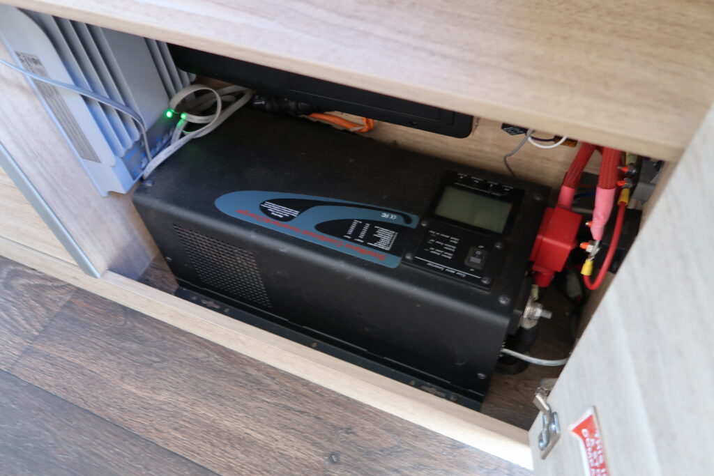 2018 HYMER AKTIV ECO-TREK 400