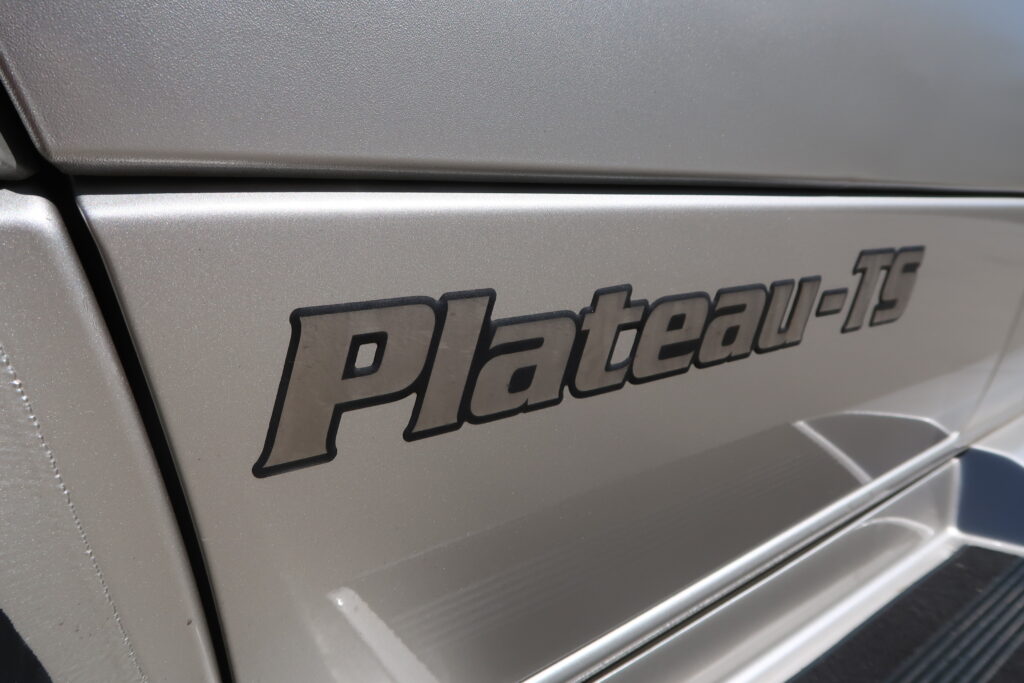 2018 PLEASURE WAY PLATEAU TS
