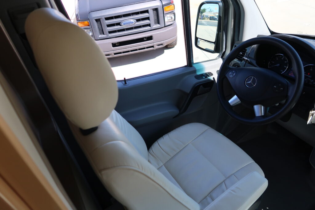 2018 PLEASURE WAY PLATEAU TS