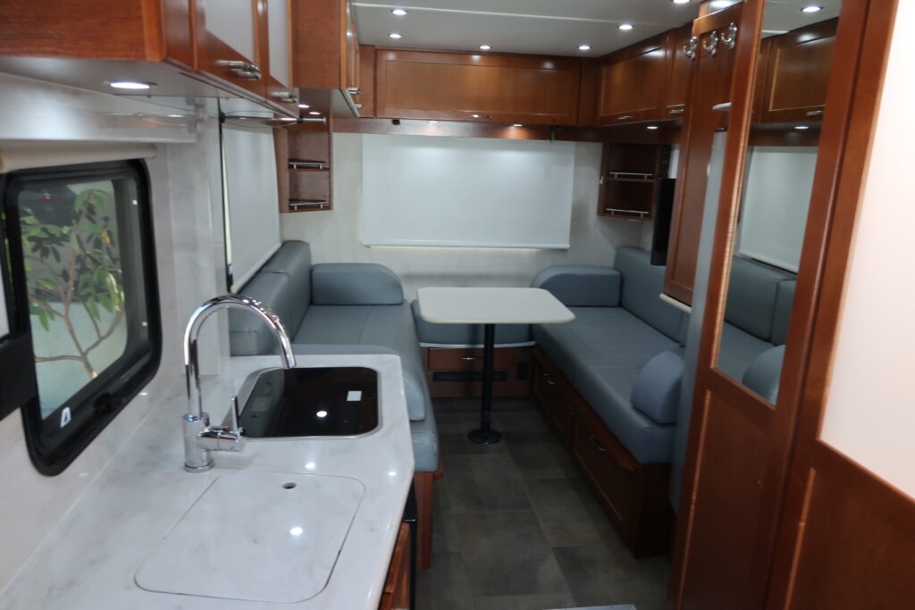 2017 Pleasure Way Plateau XL-TD