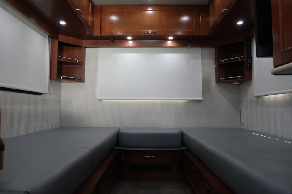 2017 Pleasure Way Plateau XL-TD