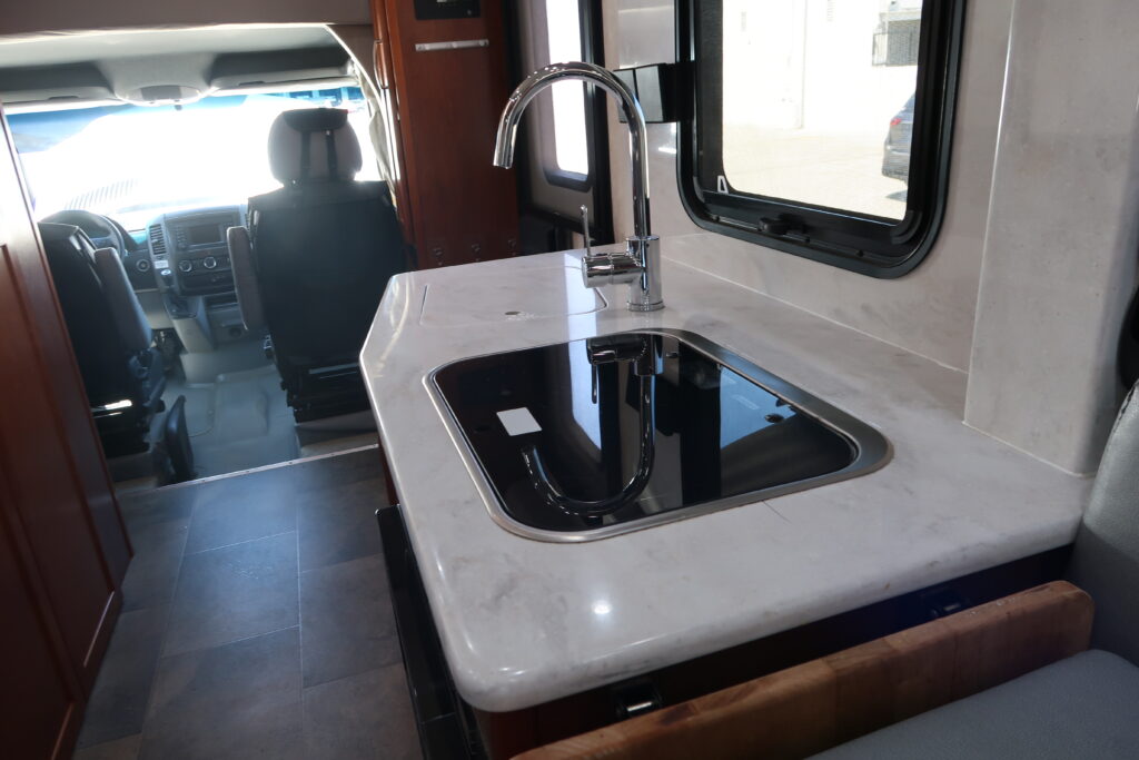 2017 Pleasure Way Plateau XL-TD