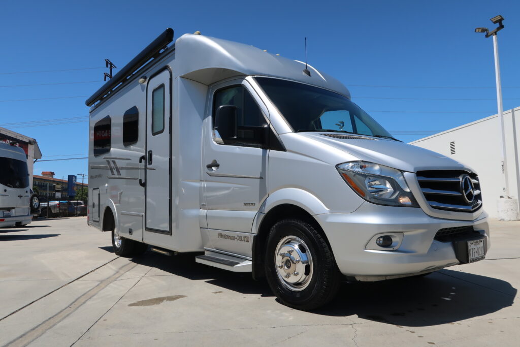 2017 Pleasure Way Plateau XL-TD