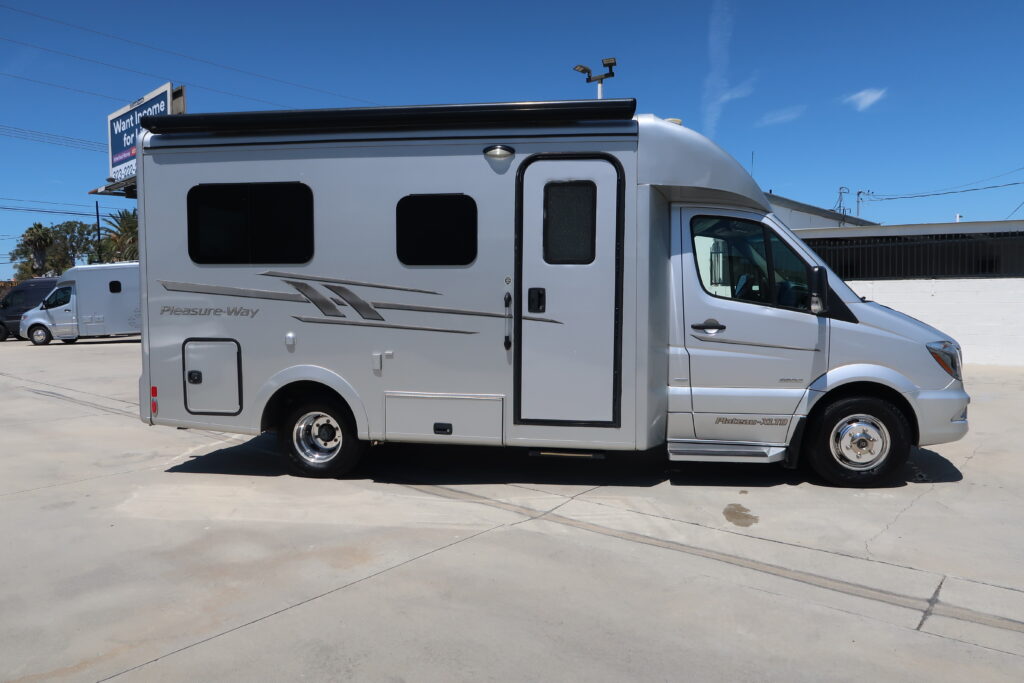 2017 Pleasure Way Plateau XL-TD